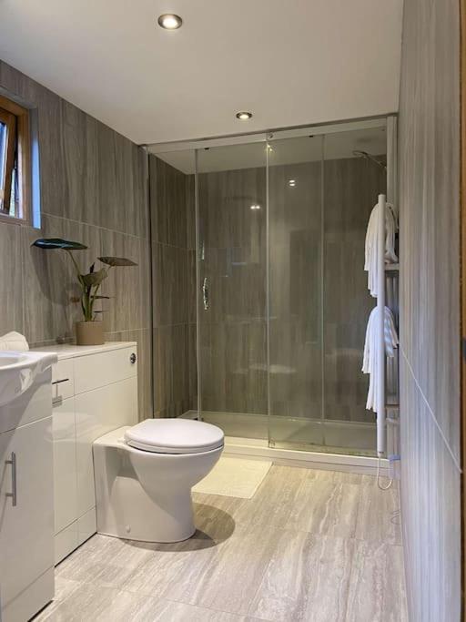 Cosy 1 Bedroom Country Lodge With Free Parking Watlington  Exteriör bild